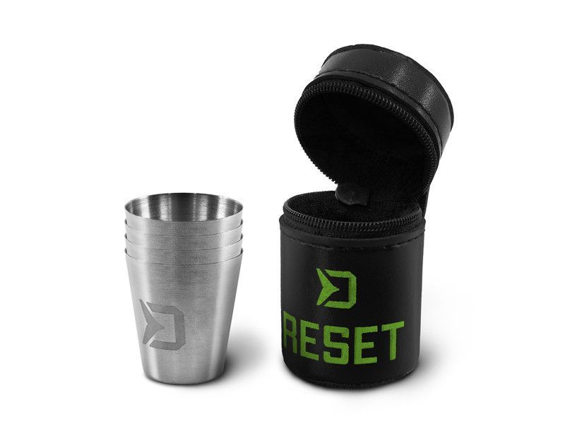 Набор рюмок Delphin Stainless Steel Cup Set RESET. Фото N2 Набор рюмок Delphin Stainless Steel Cup Set RESET. Фото N2